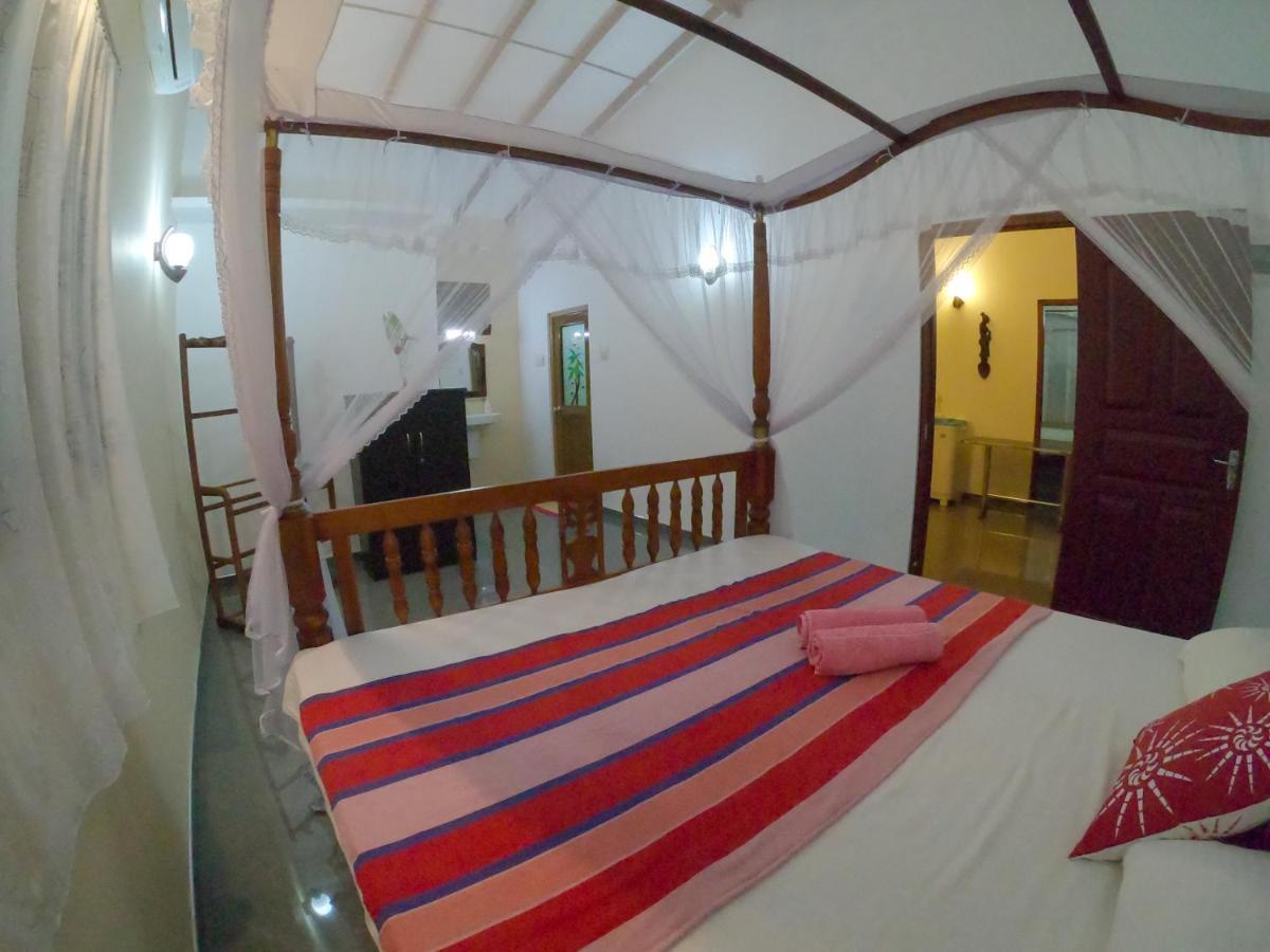 Villa Girilena Hikkaduwa Kültér fotó