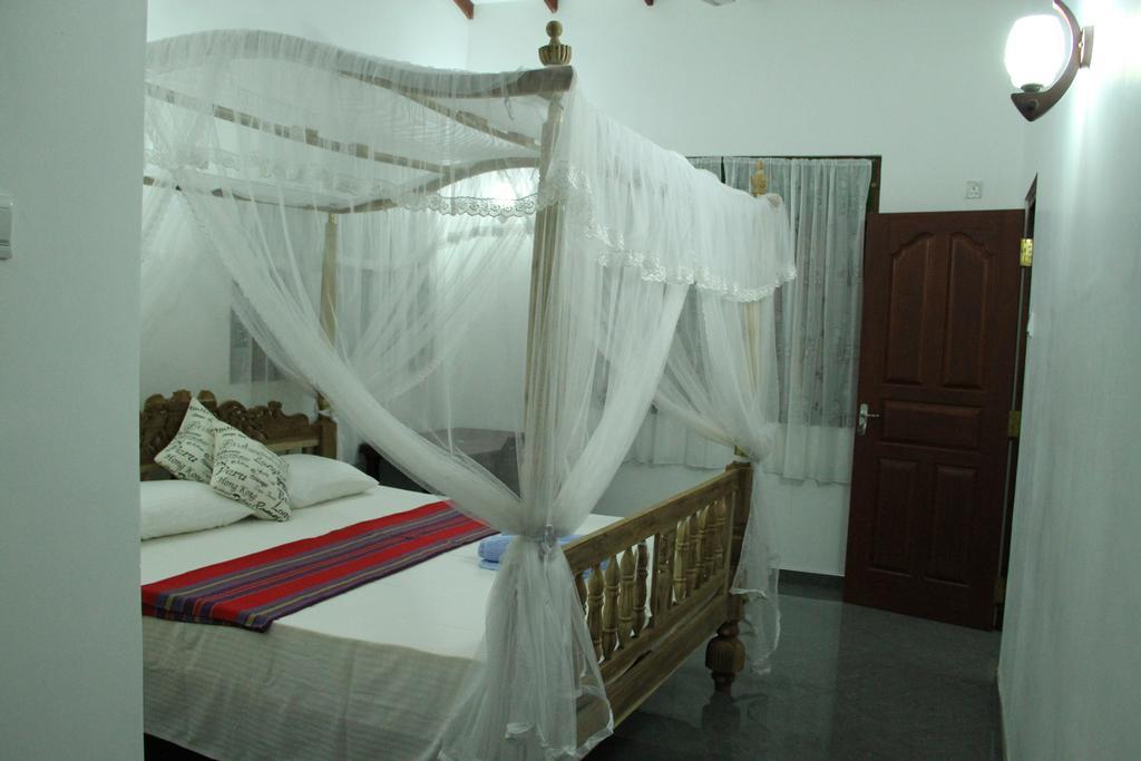 Villa Girilena Hikkaduwa Kültér fotó