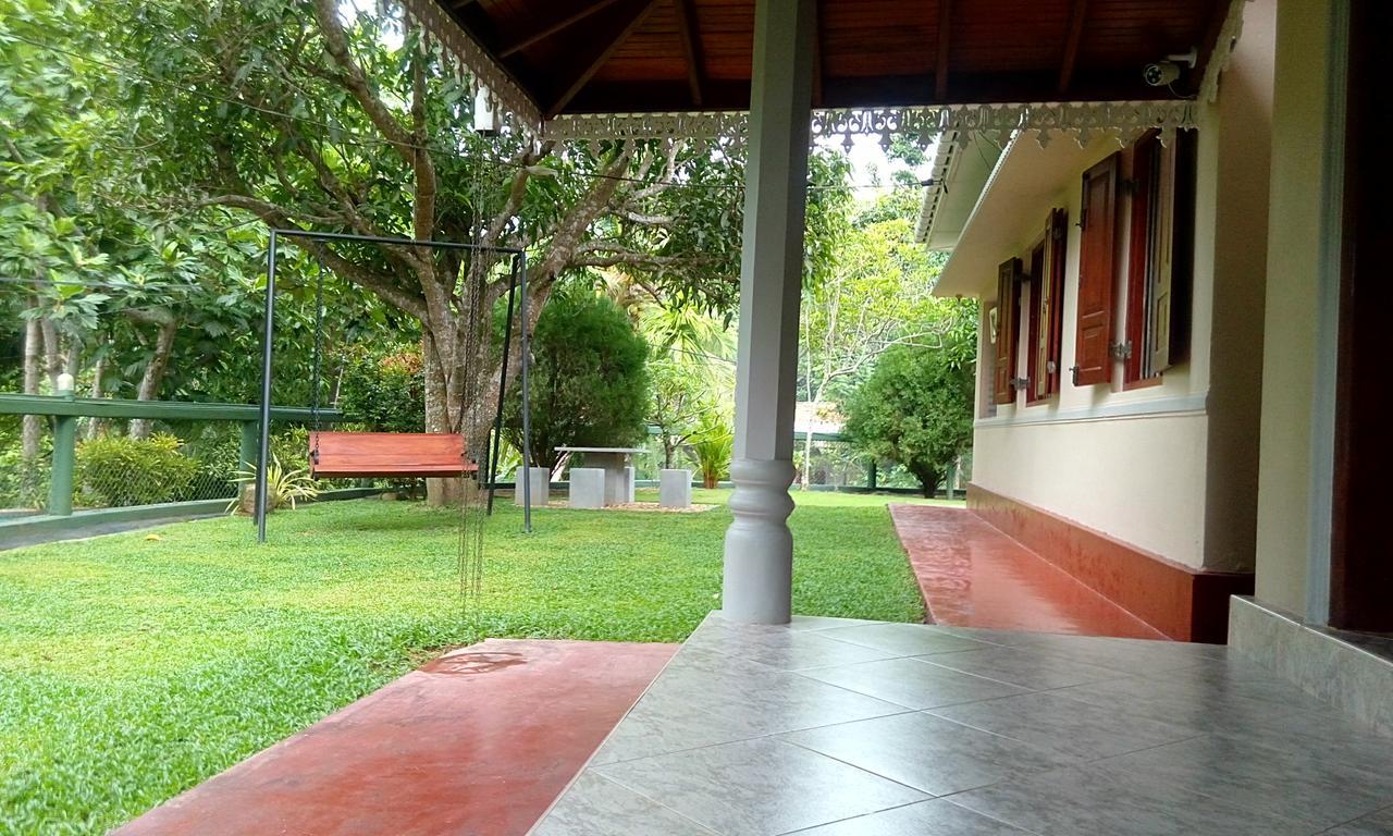 Villa Girilena Hikkaduwa Kültér fotó