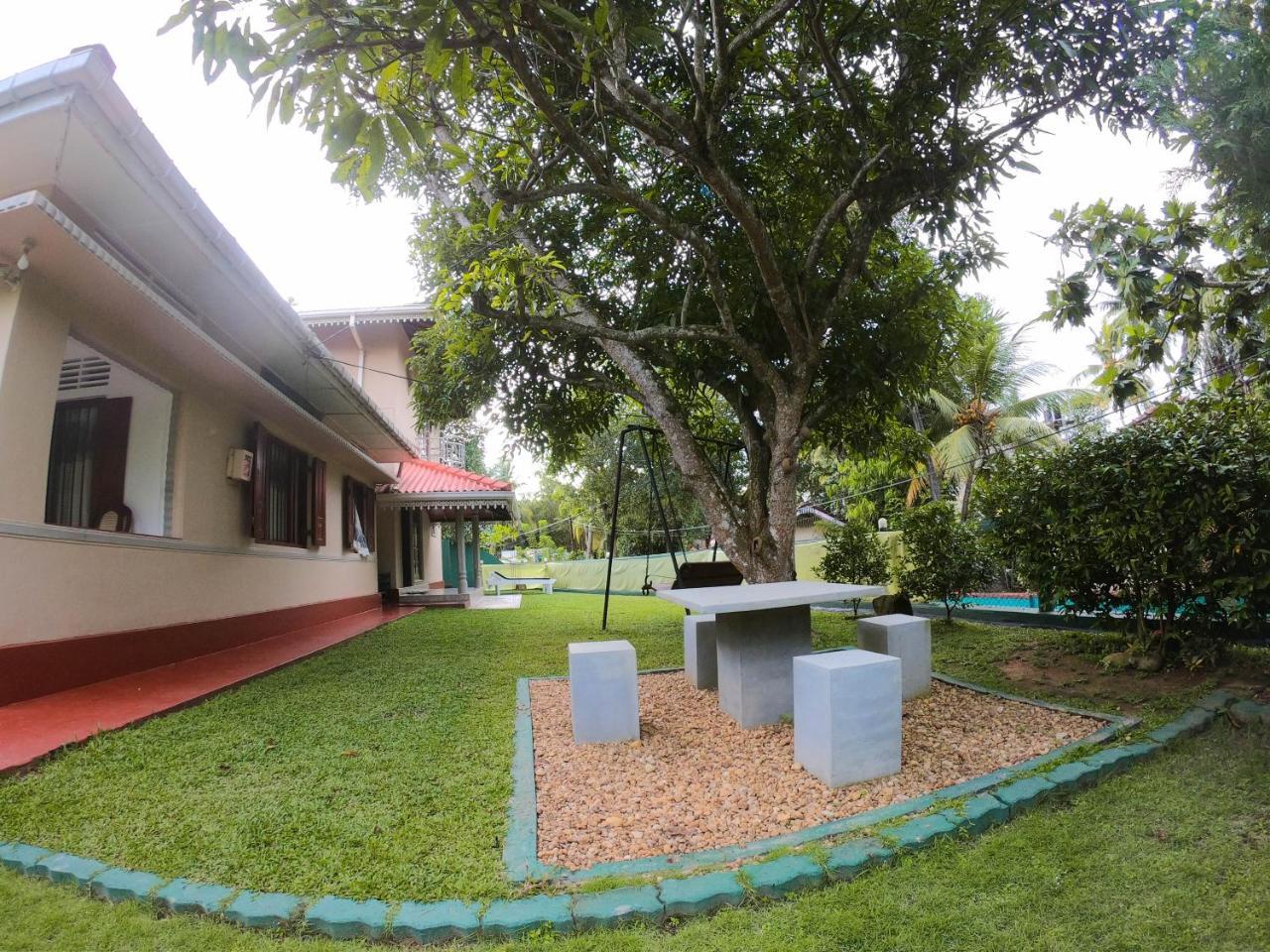 Villa Girilena Hikkaduwa Kültér fotó