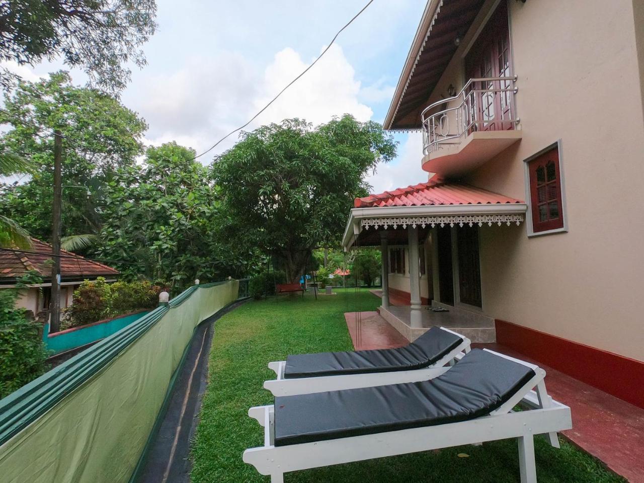 Villa Girilena Hikkaduwa Kültér fotó