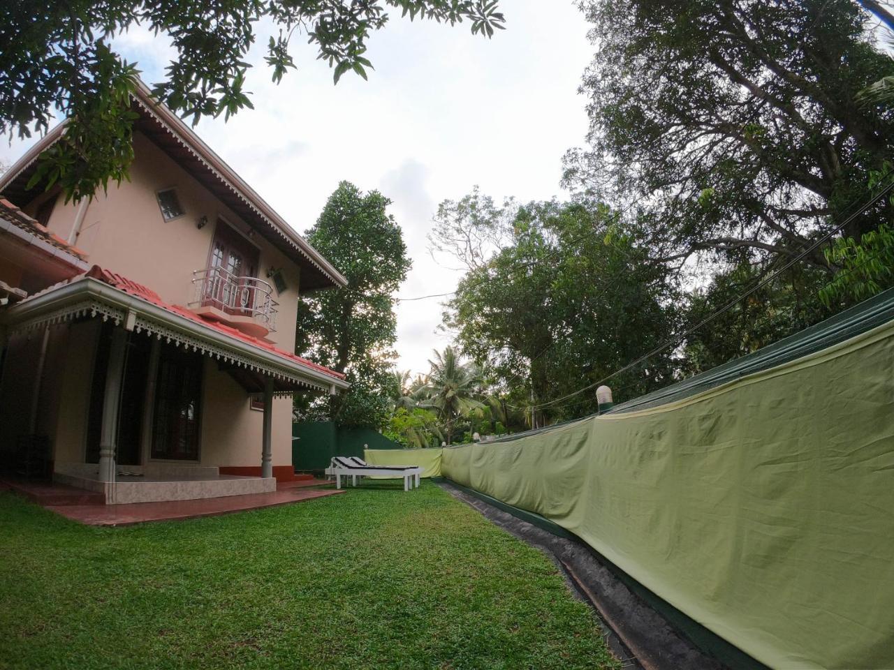 Villa Girilena Hikkaduwa Kültér fotó